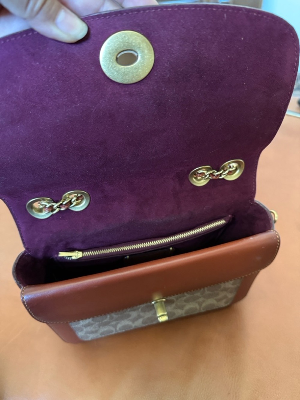 Coach Madison Tea rose crossbody - Picture 3 of 9